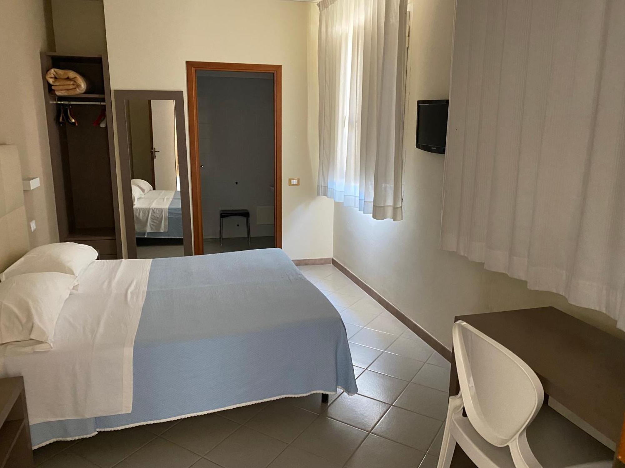 Hotel Moderno Trapani Exterior photo