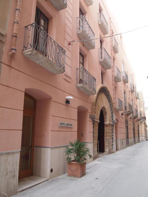 Hotel Moderno Trapani Exterior photo