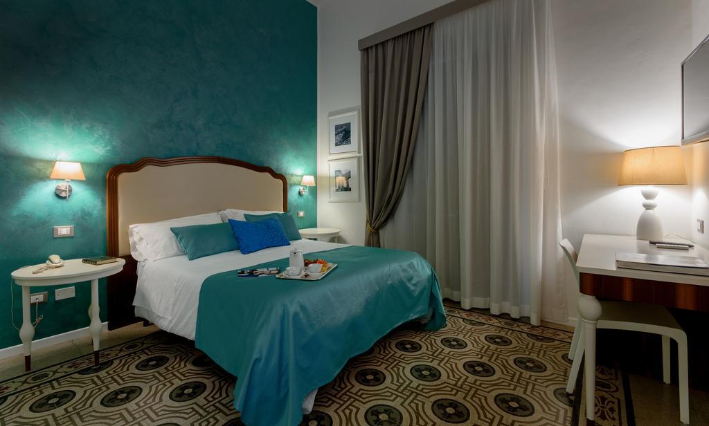 Hotel Moderno Trapani Exterior photo